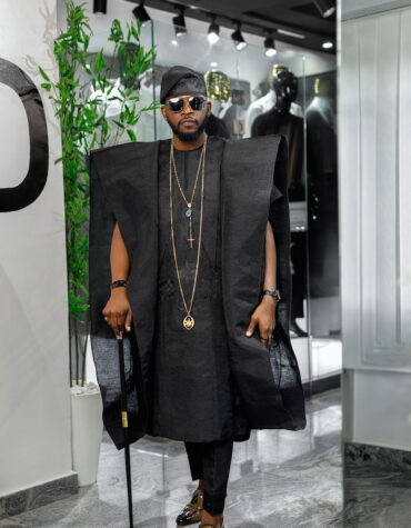 Black Groom agbada style GM004