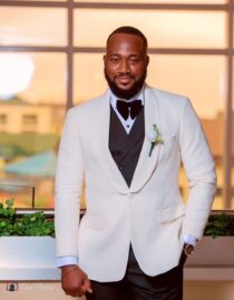 IVORY SHAWL LAPEL TUX