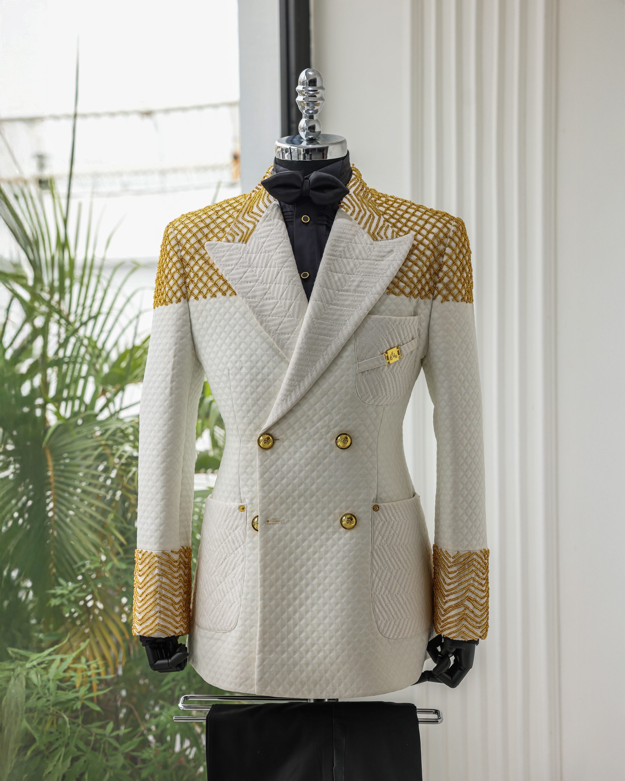 Shop Ivory Jacquard Double-Breasted Suit - HEA 4 vs 7